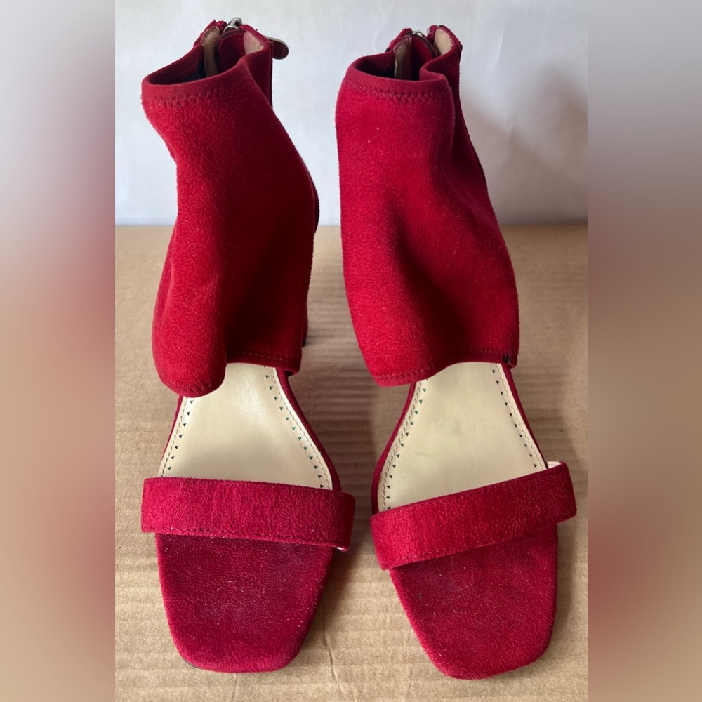 Adrienne Vittadini Faux‎ Suede Shoes Heels Size 8M